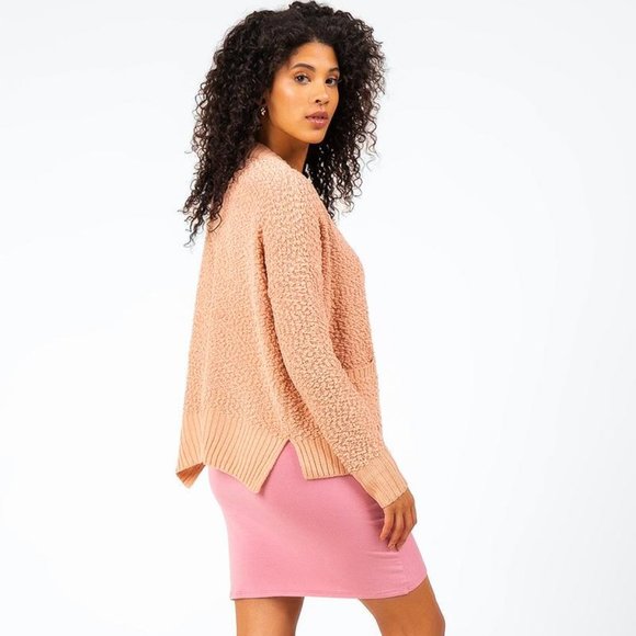 Francesca's | NWT Canna Popcorn Cropped Cardigan - Picture 5 of 16